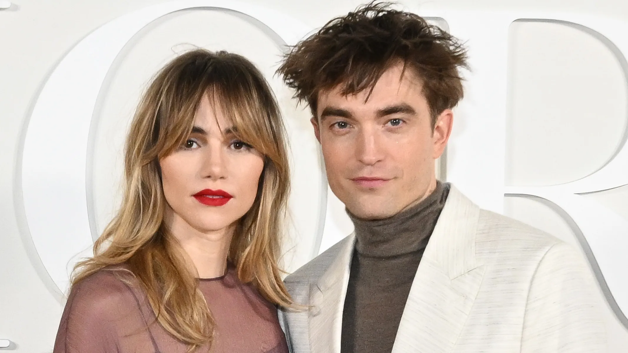 suki waterhouse robert pattinson