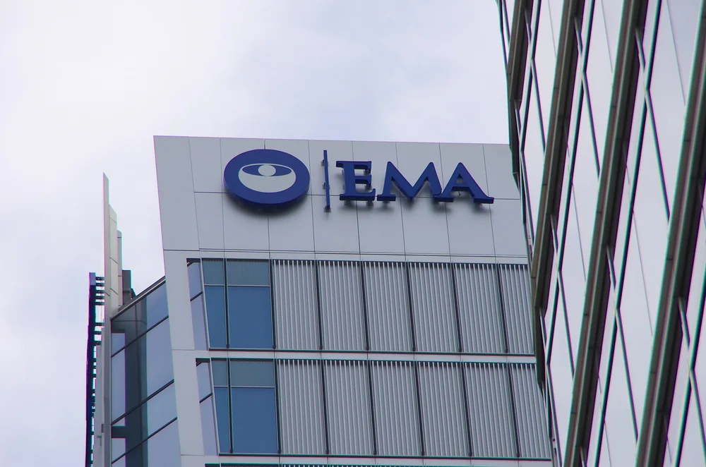 ema2