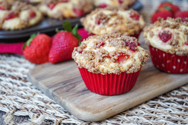 strawberry cheesecake muffins1ready