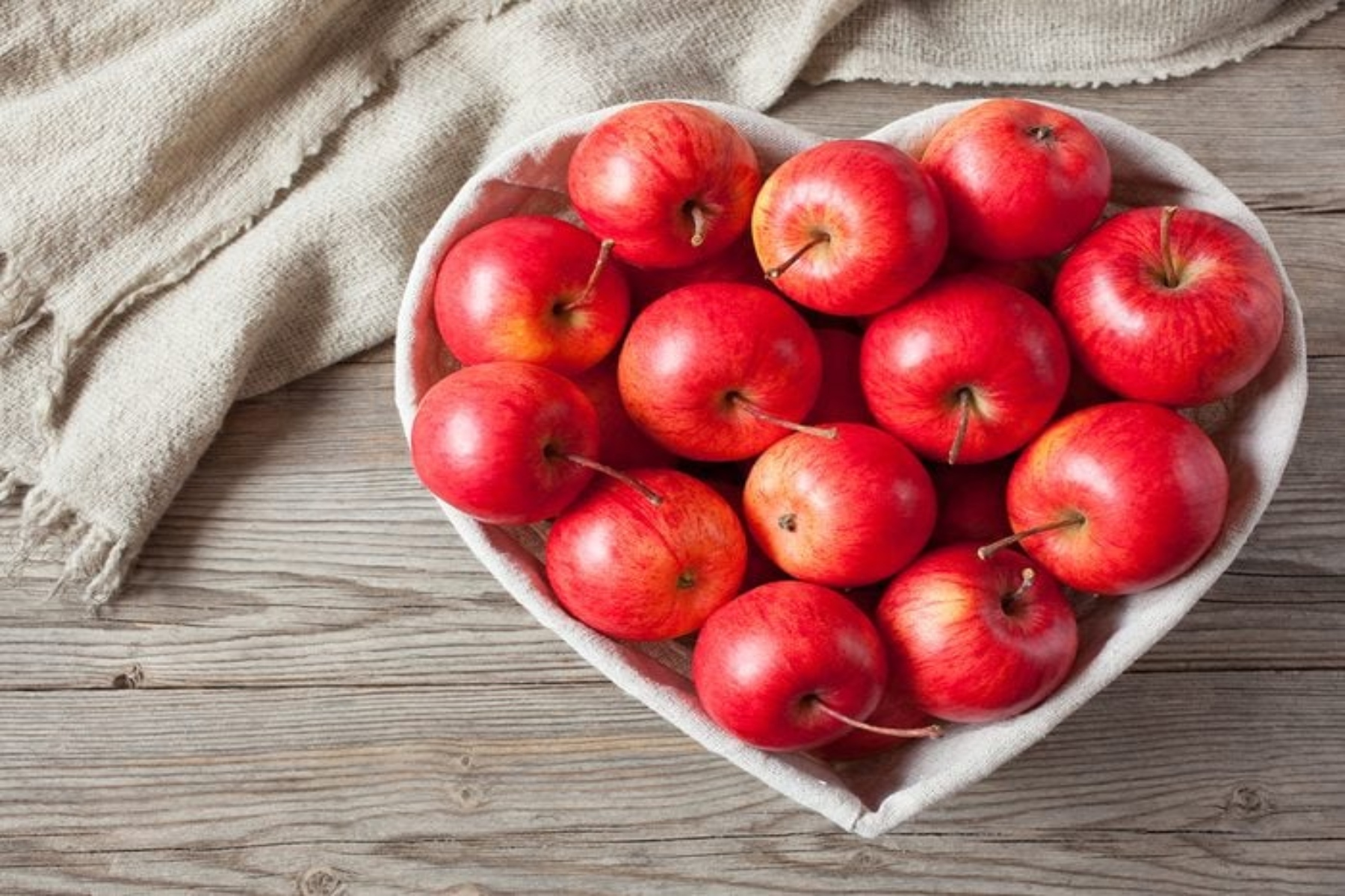 apple benefits apples in heart