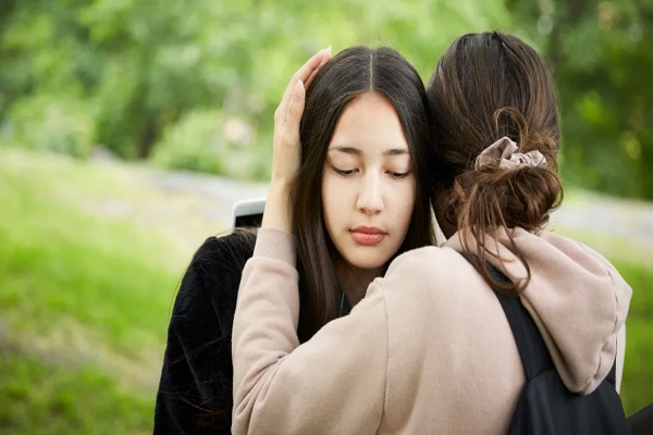 sad sadness teen teenager friends 1296x728 header 1 1